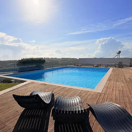 Willa Carina - House 4 - Pool Acess - Comfortable & Quiet
